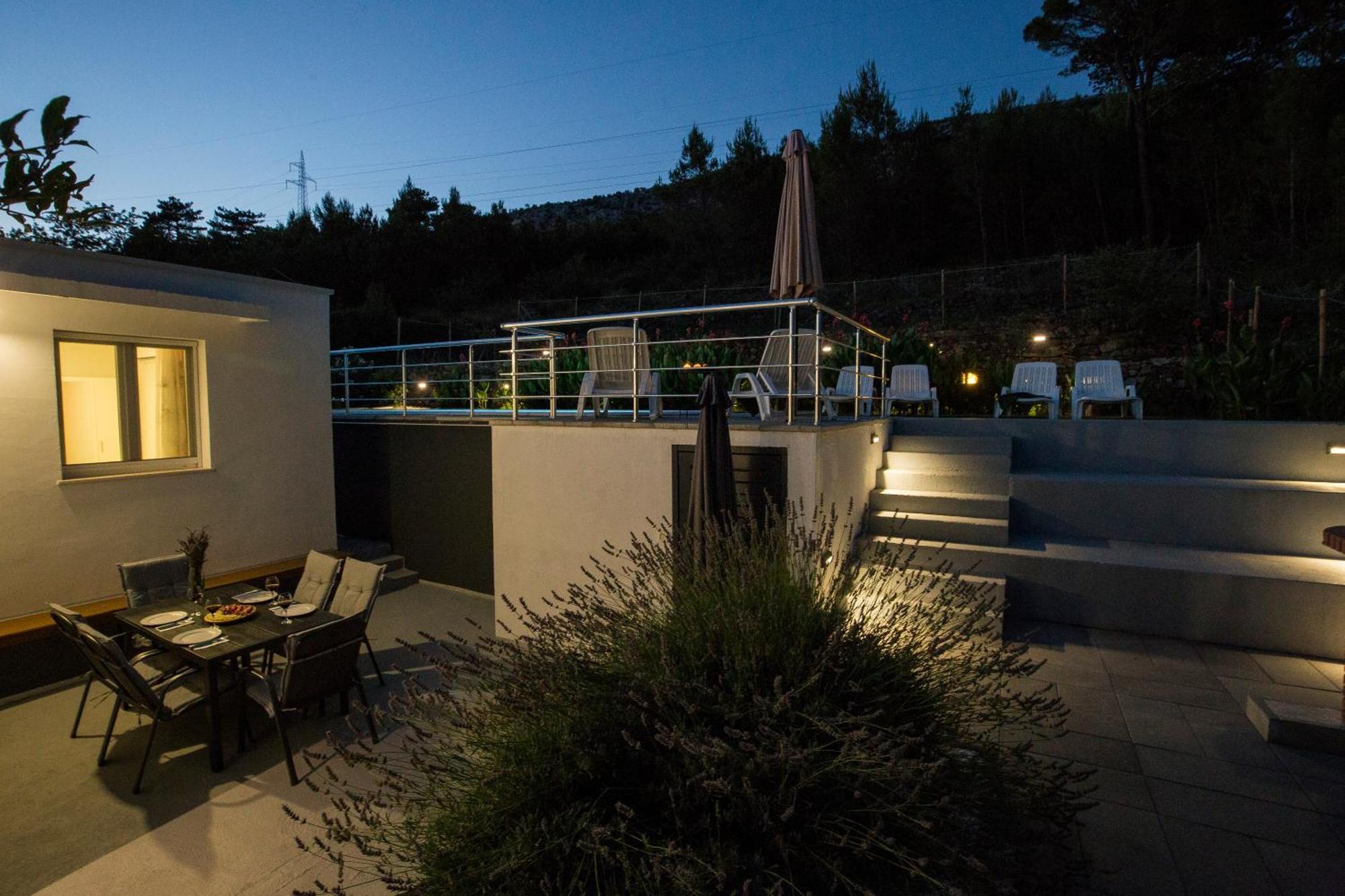 Guest House Lucija With Swimming Pool Tugare Exterior foto