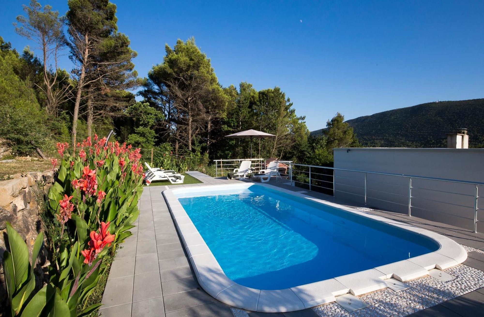 Guest House Lucija With Swimming Pool Tugare Exterior foto