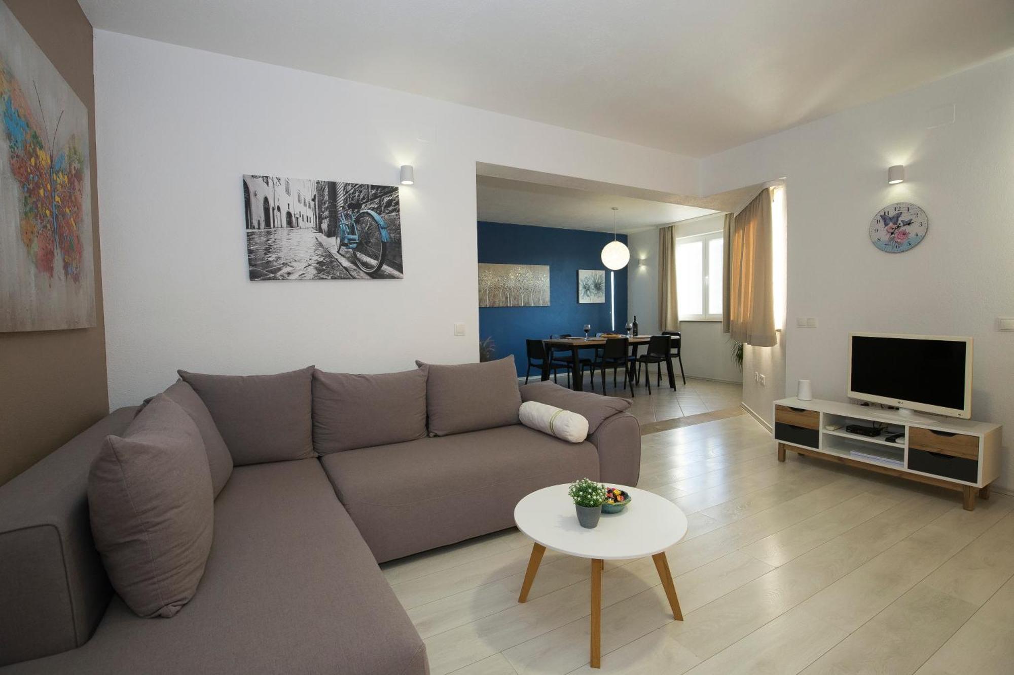 Guest House Lucija With Swimming Pool Tugare Exterior foto